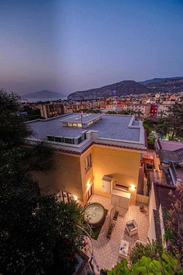 Casa Evelina Hotel Sant'Agnello Exterior photo